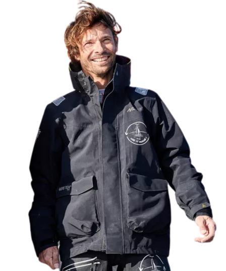 Romain Pilliard, souriant, en veste de quart Use It Again